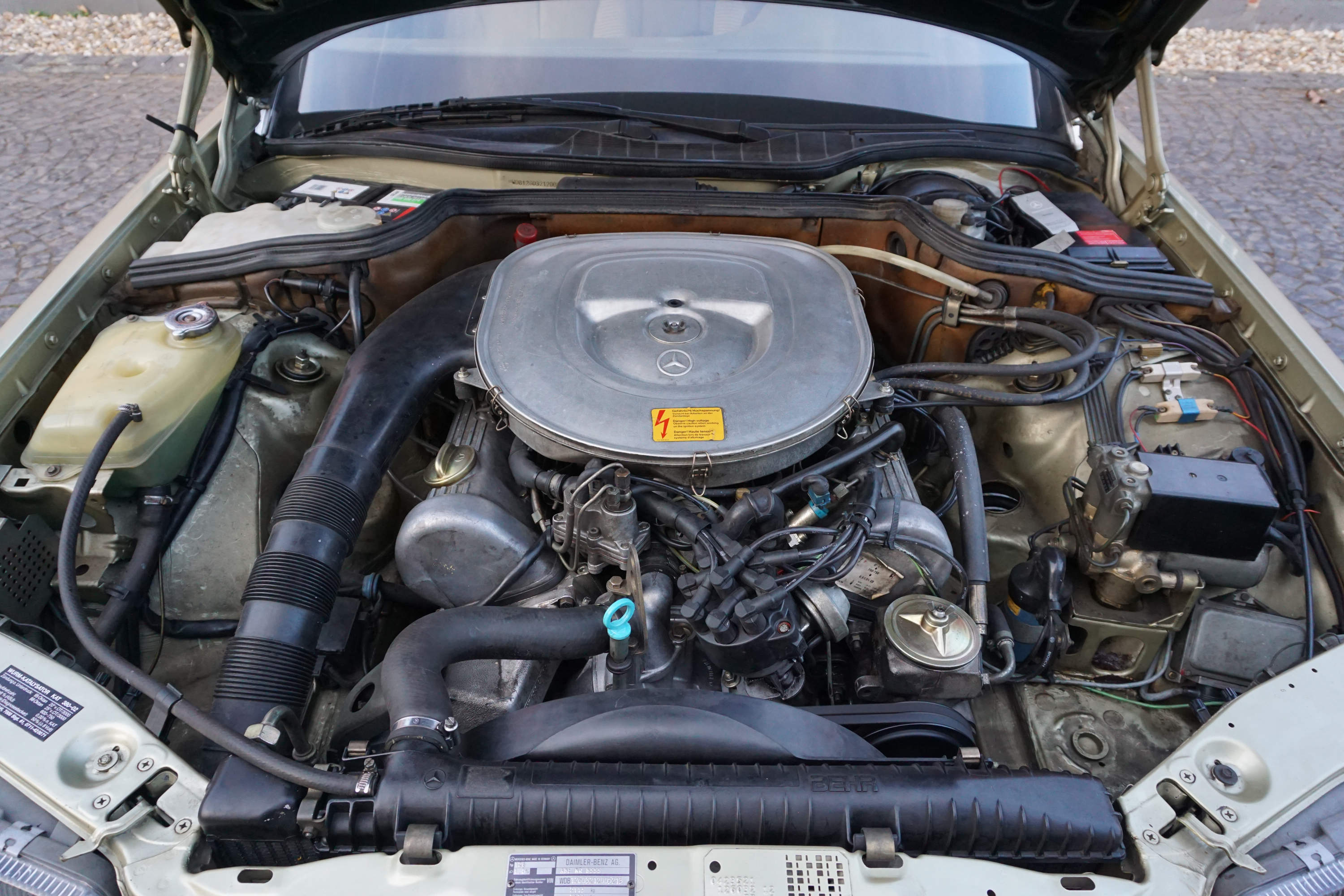 Mercedes-Benz 380 SE (W126)