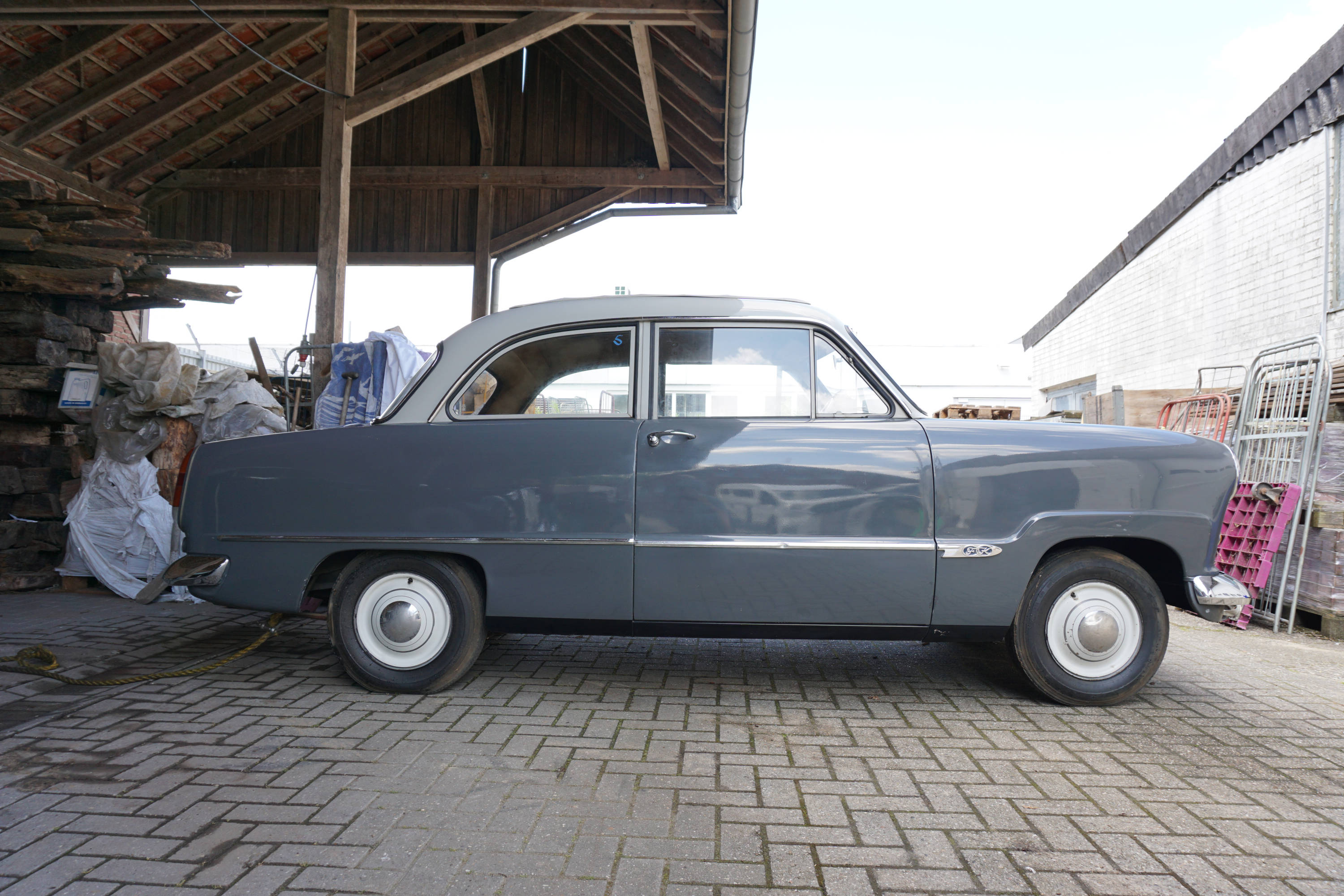 Taunus 12M
