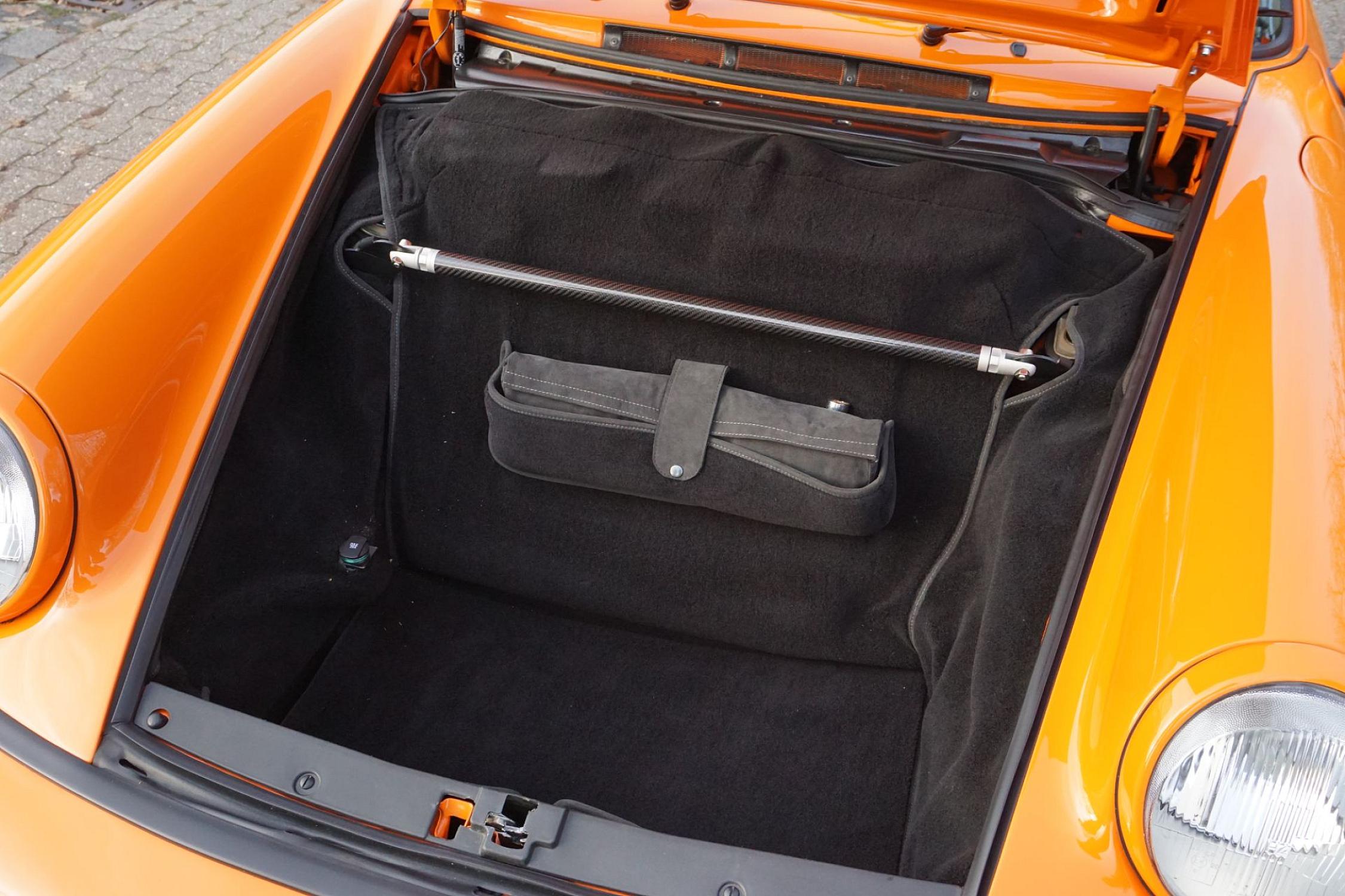 Porsche 911 Carrera 2 (964) AP Car Design